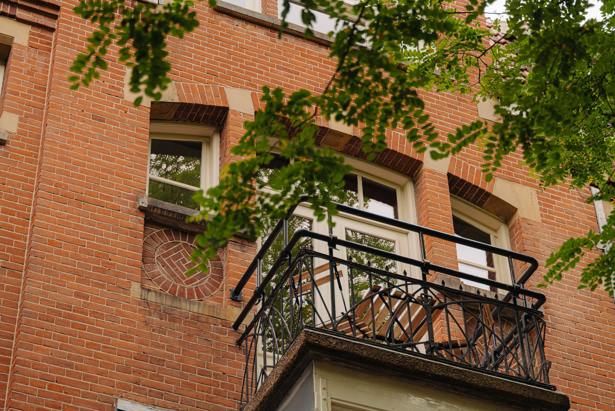 hero-expat-services